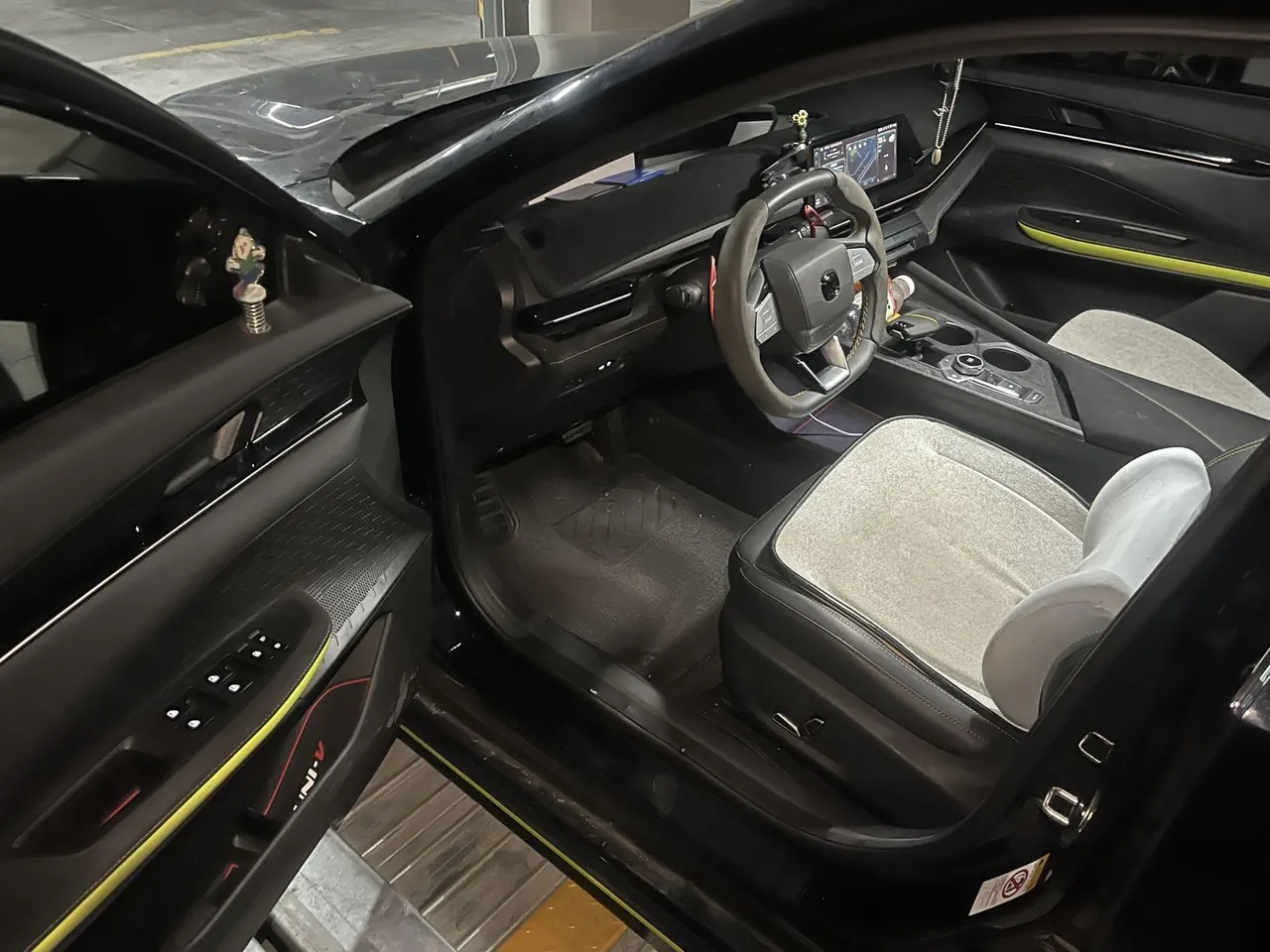 ChangAn 2022 UNI-V 1.5T Sports Edition Automatic 5