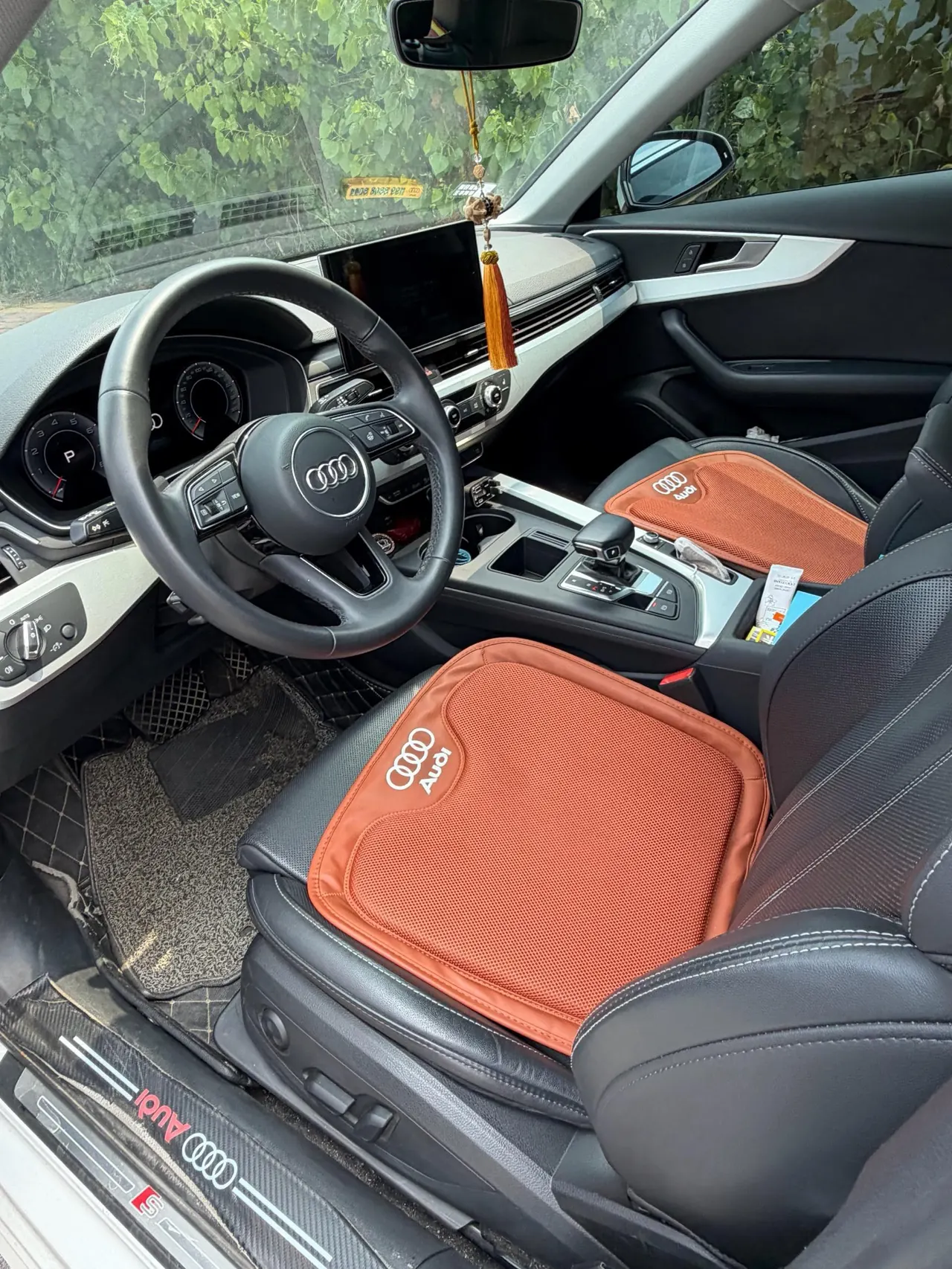 Audi 2022 A4L 2.0TFSI 40TFSI Fashion Dynamic Automatic 7