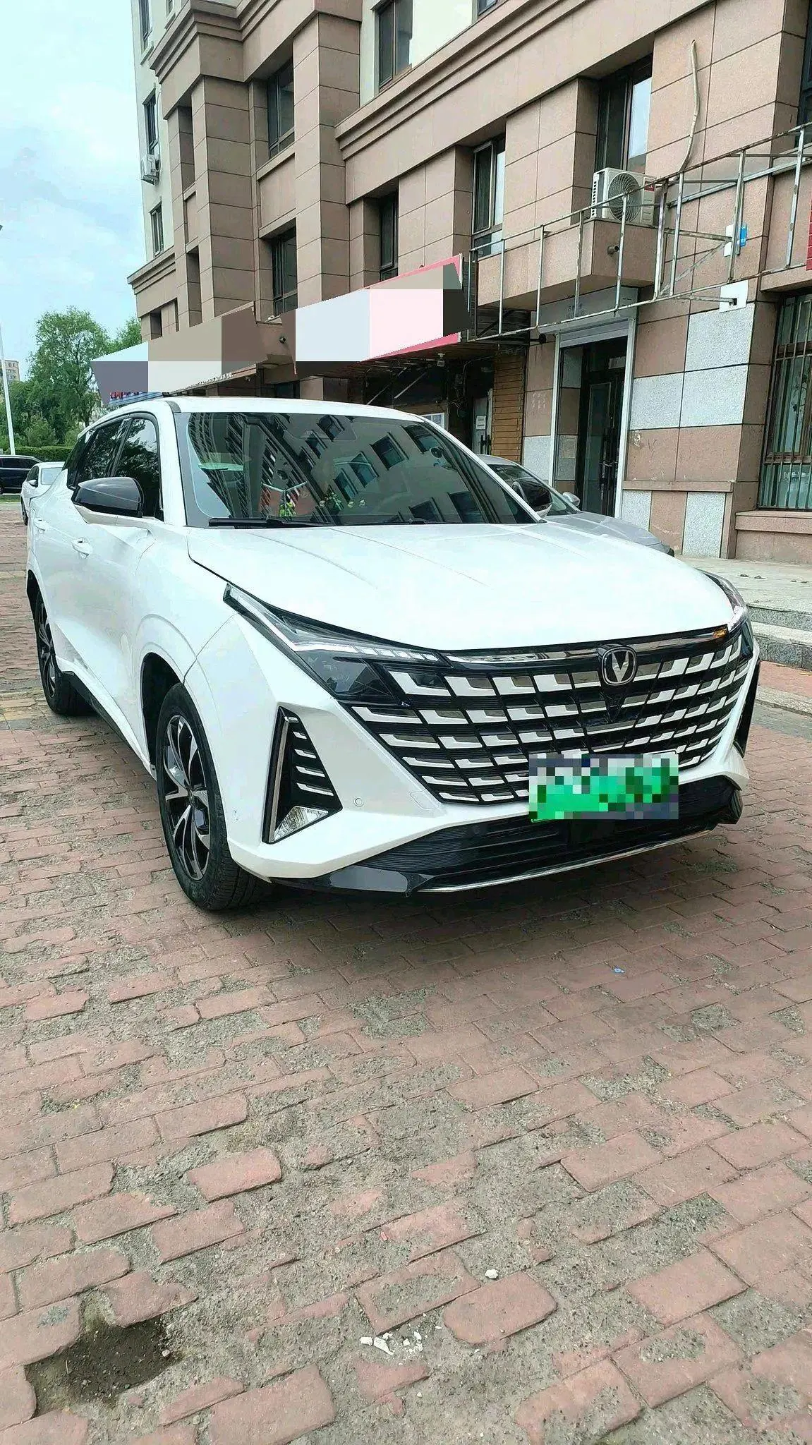 ChangAn 2024 UNI-Z Zhidian iDD 1.5 Stepless 125km Exceed Automatic Transmission 2