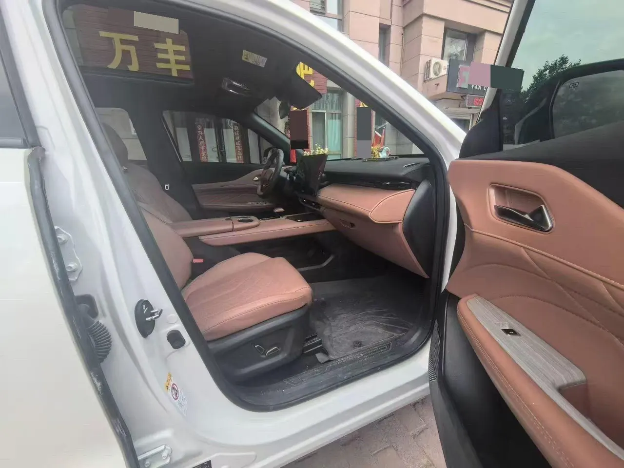 ChangAn 2024 UNI-Z Zhidian iDD 1.5 Stepless 125km Exceed Automatic Transmission 7