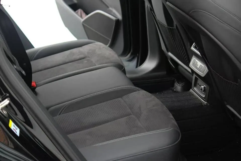 Audi 2022 Q5L Sportback 2.0TFSI 40TFSI Luxury (Modified) Automatic Gear 5
