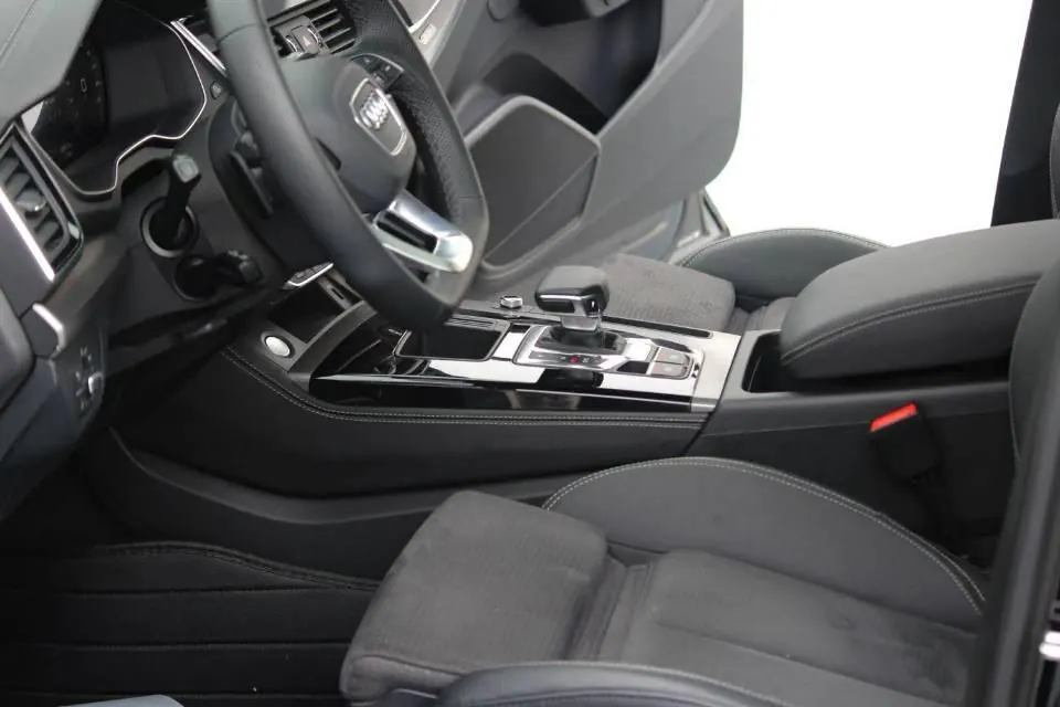 Audi 2022 Q5L Sportback 2.0TFSI 40TFSI Luxury (Modified) Automatic Gear 8