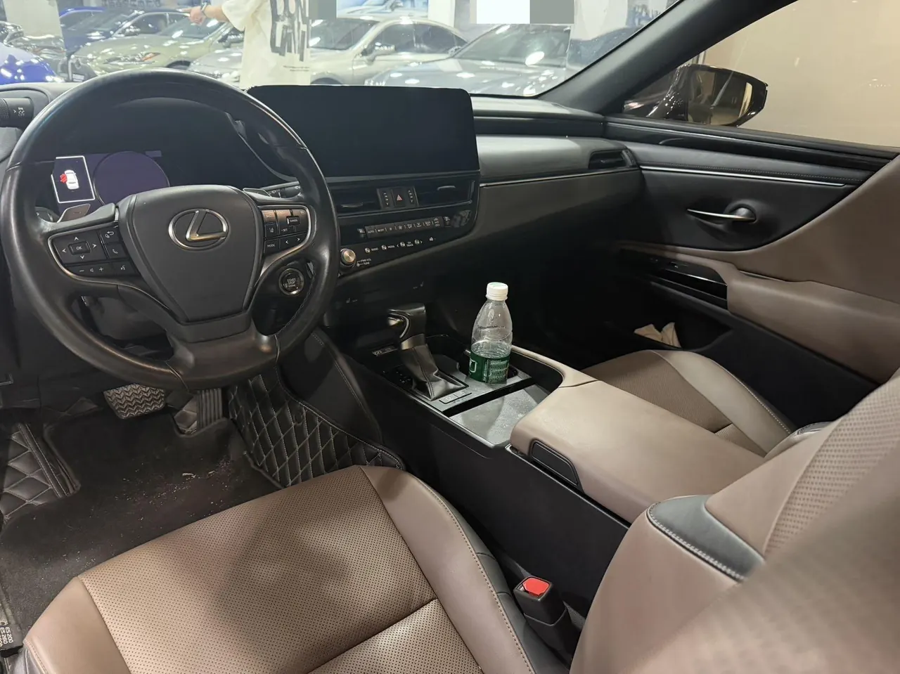 Lexus ES (Imported) 2022 ES200 2.0 Stepless Premium Edition Automatic Gear 6