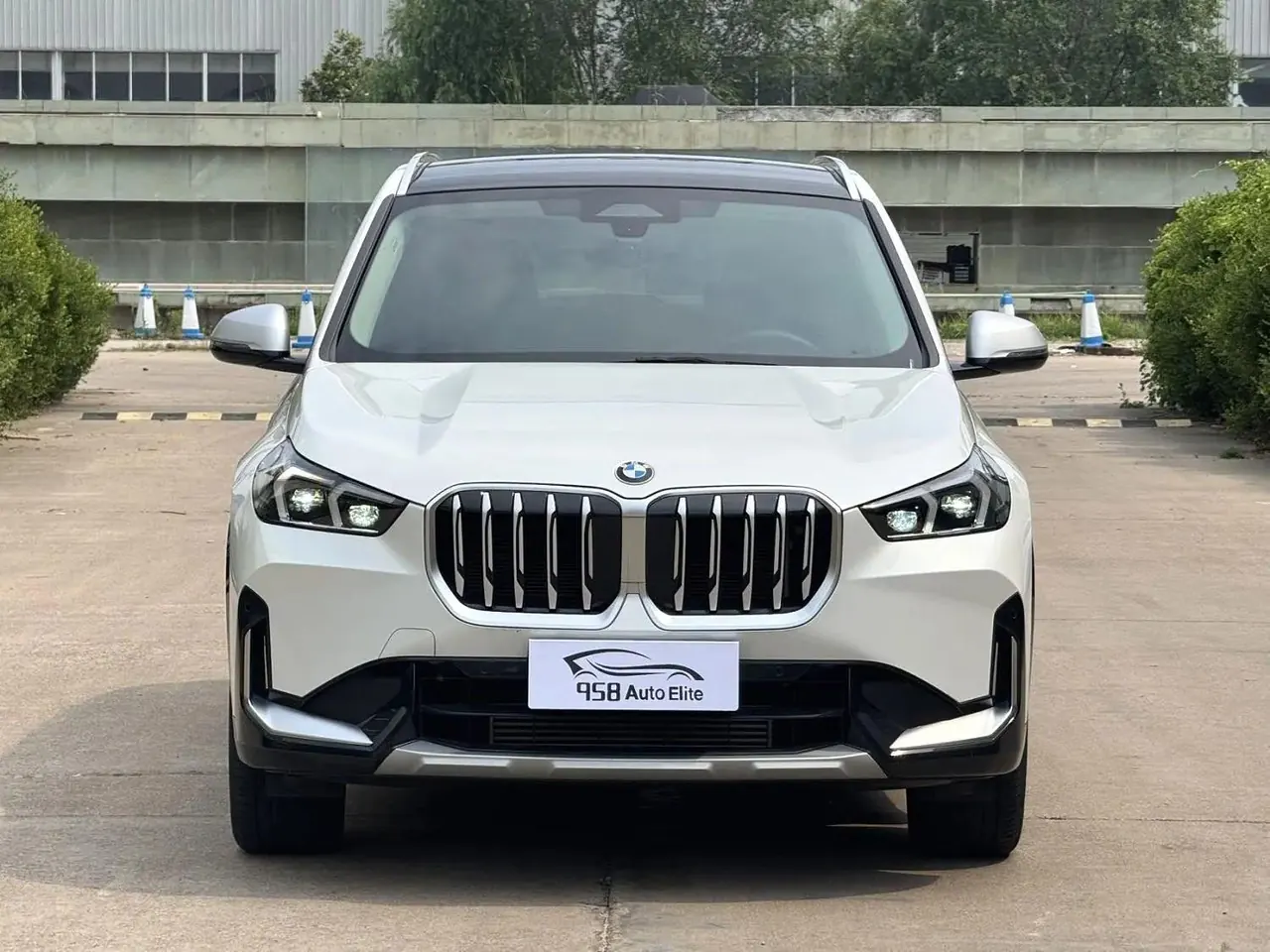 BMW 2023 X1 sDrive20Li 1.5T X Design Package Automatic Transmission 2
