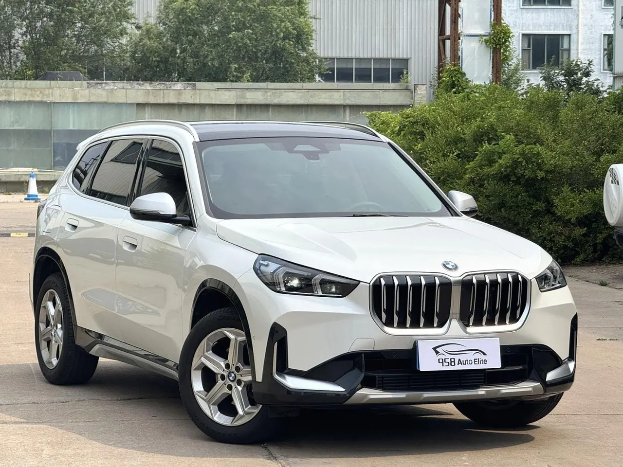 BMW 2023 X1 sDrive20Li 1.5T X Design Package Automatic Transmission 3