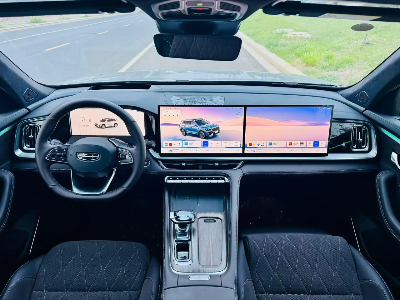 Geely 2026 XingyueL (Monjaro) 2.0TD Oriental Obsidian Star Edition Automatic Gear 4