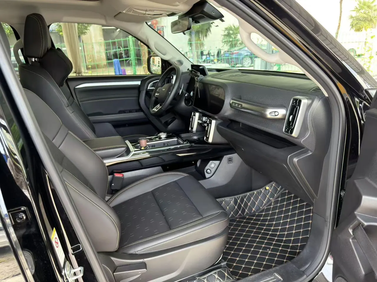 Haval 2022 big dog 2.0T 4-wheel drive Chinese garden dog version automatic gear 8