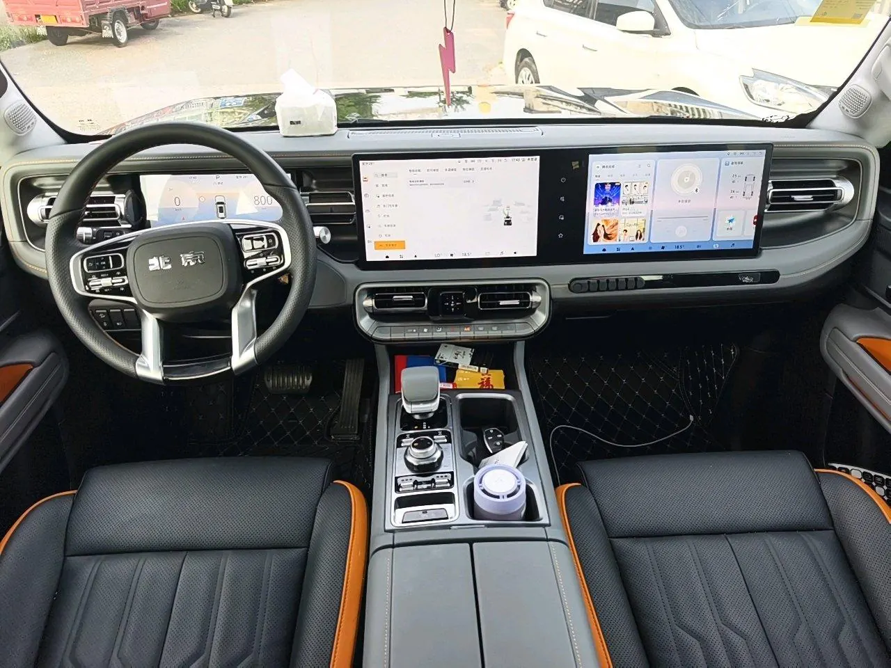 Beijing 2023 BJ40 2.0T 4-wheel drive city hunter version chivalrous automatic gear 4