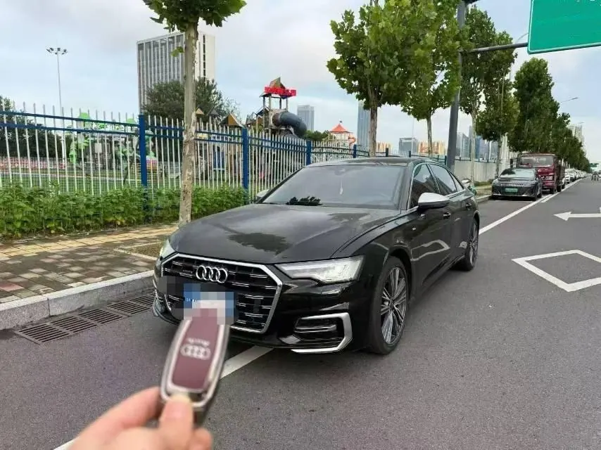 Audi 2024 A6L 2.0TFSI 45TFSI Quattro Selected Dynamic Automatic - View 1