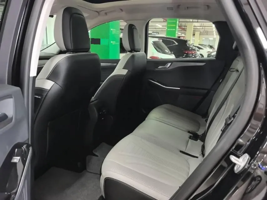 Ford 2020 Sharp 2.0T EcoBoost 12250.00g Drive Yao Enjoy Automatic Gear 6