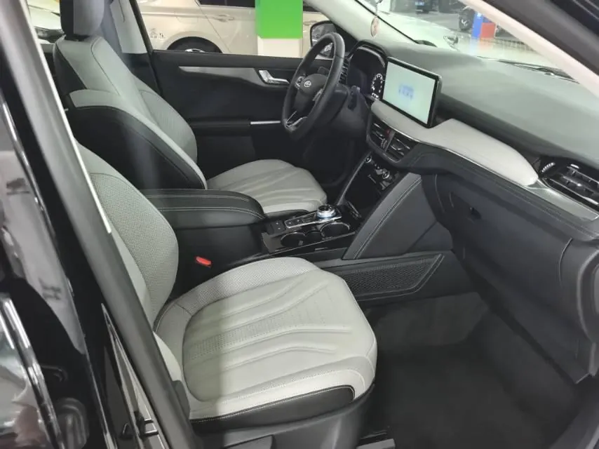 Ford 2020 Sharp 2.0T EcoBoost 12250.00g Drive Yao Enjoy Automatic Gear 7