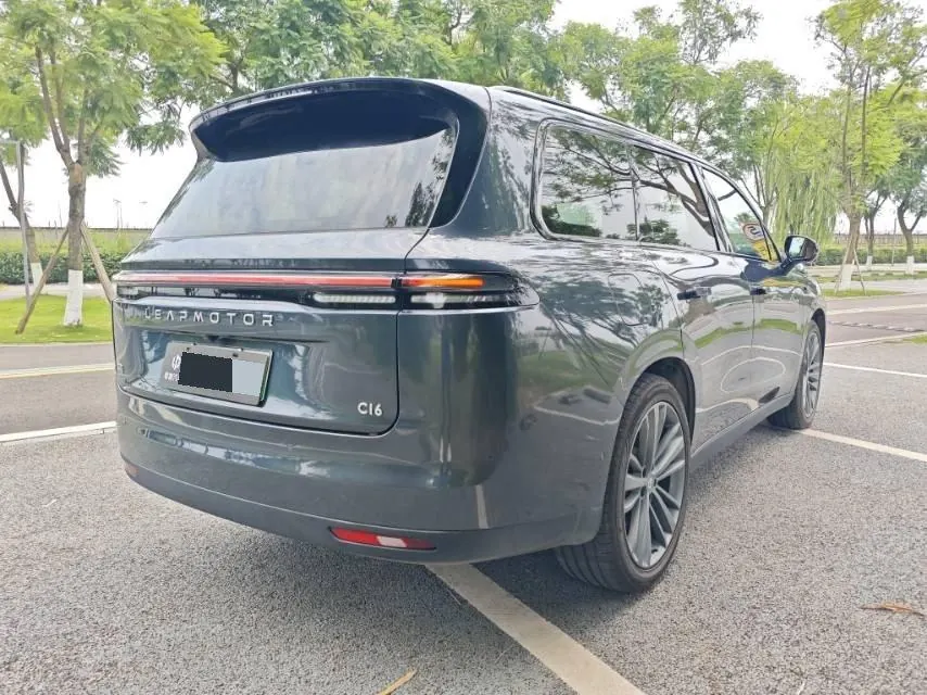 Leapmotor 2026 C 16 280 Laser Radar Zhizun Edition 6-seat Automatic Gear 3