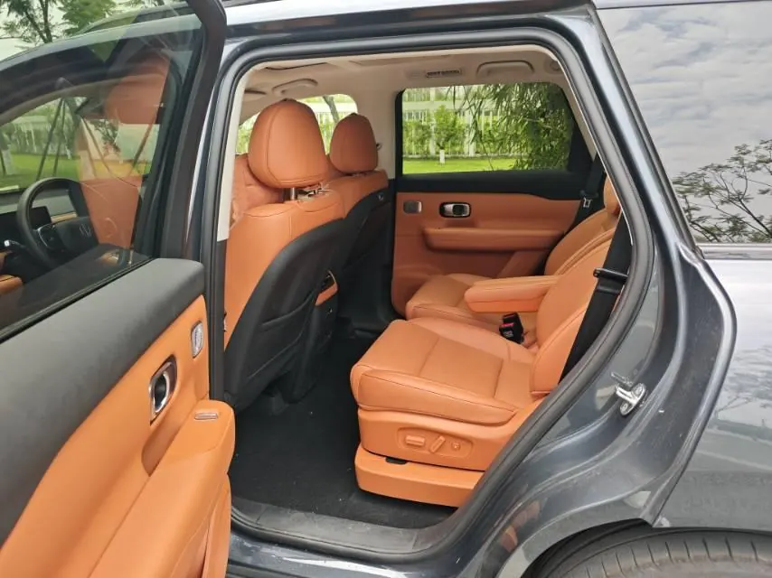 Leapmotor 2026 C 16 280 Laser Radar Zhizun Edition 6-seat Automatic Gear 5