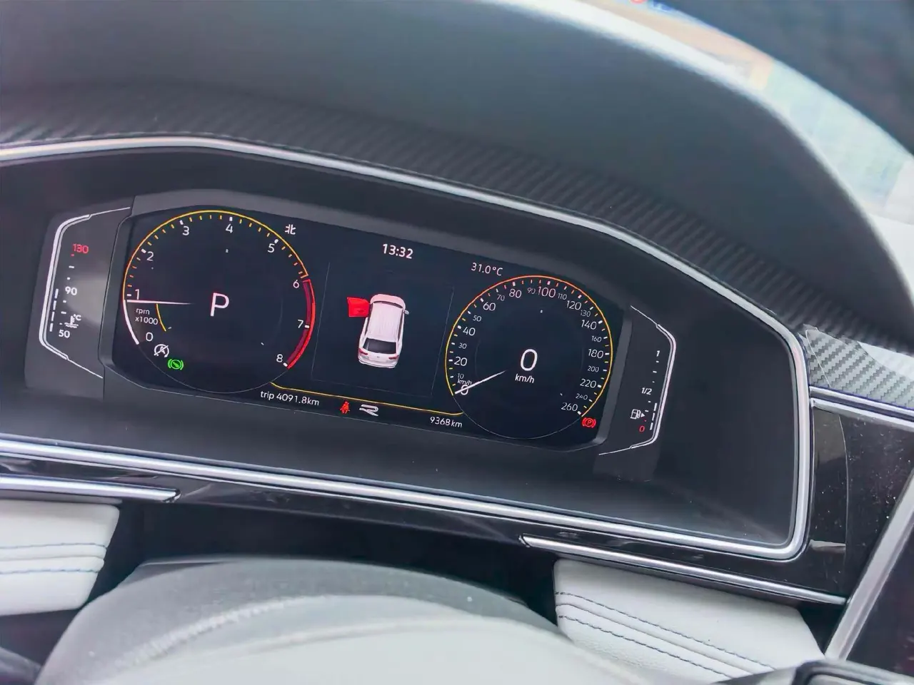 Volkswagen 2024 Tiguan L R-Line 2.0TSI 330TSI Two‑wheel‑drive R‑Line Dragon Glory Edition Automatic 8