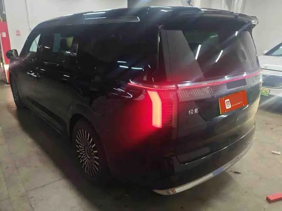 Zeekr 2024 Zeekr 009 six-seat executive version four-wheel drive 108kWh automatic gear 5