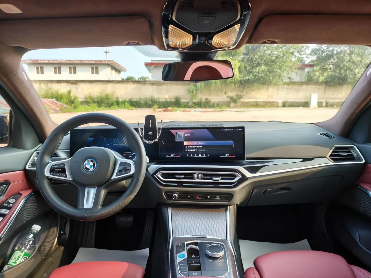 BMW 2024 i3 eDrive 40 L obsidian night suit automatic gear 5
