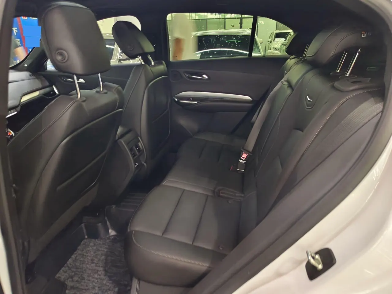 Cadillac 2020 XT4 2.0T 28T Two-Drive Leading Automatic Gear 6