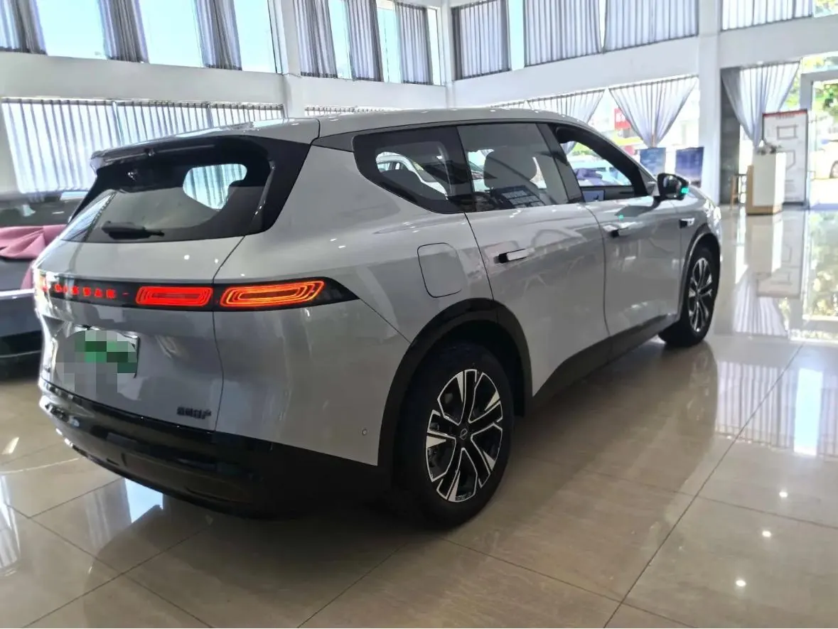 Nissan 2026 NX 8 310 Max Automatic 9