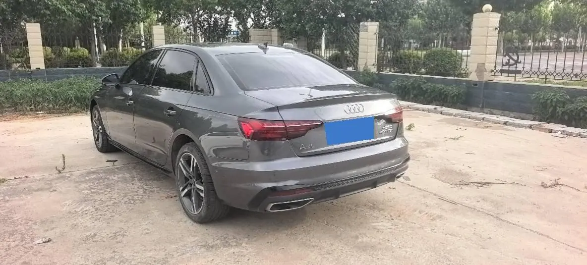 Audi 2023 A4L 2.0TFSI 40TFSI Fashion Dynamic Automatic 4