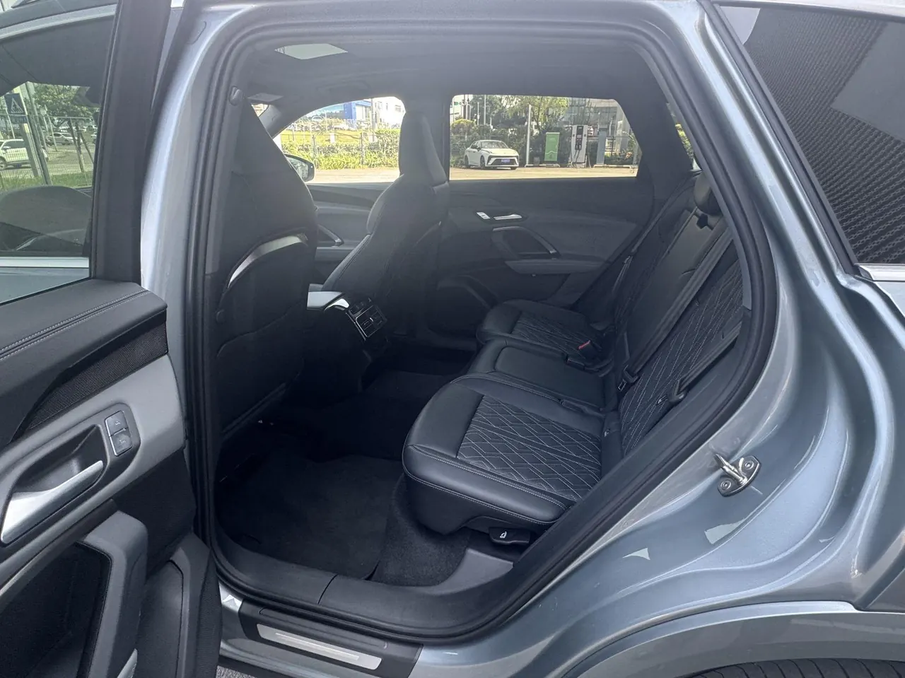 Audi 2026 Q5L 20 T 10 million users exclusive version of automatic gear 6