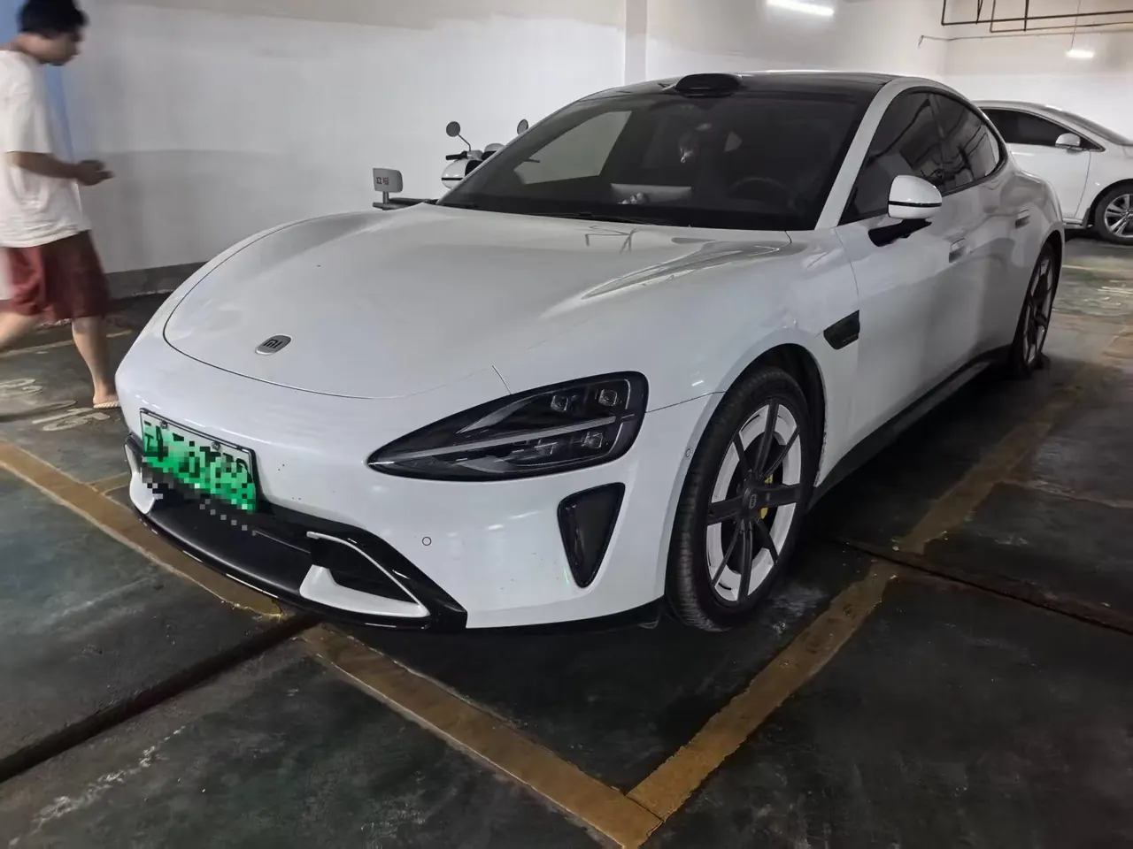 MI 2024 SU 7 830km Rear Drive Ultra Long Endurance High-end Smart Drive Pro Edition Automatic Gear 10