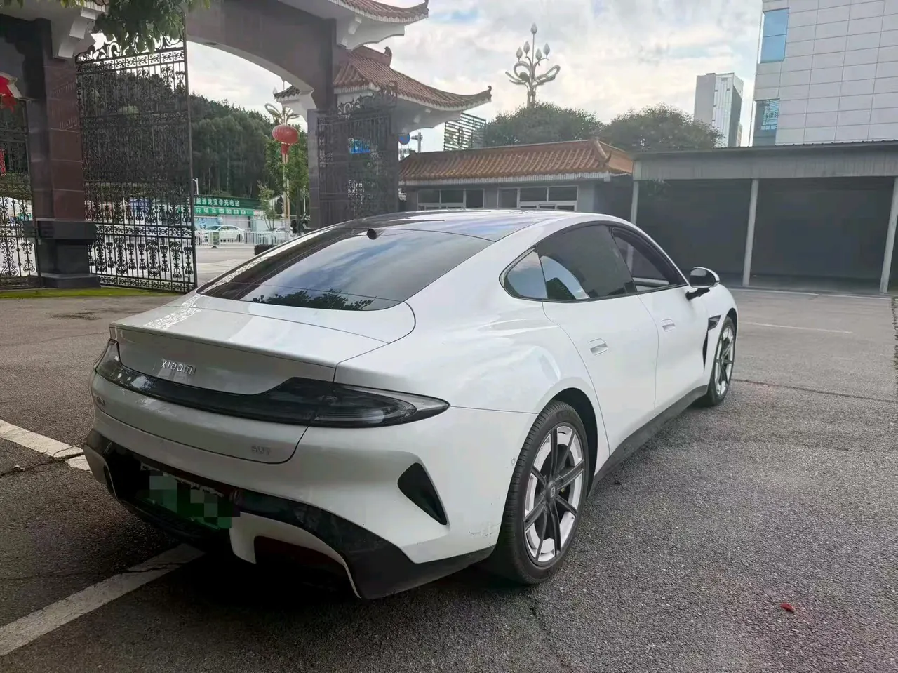 MI 2024 SU 7 830km Rear Drive Ultra Long Endurance High-end Smart Drive Pro Edition Automatic Gear 9