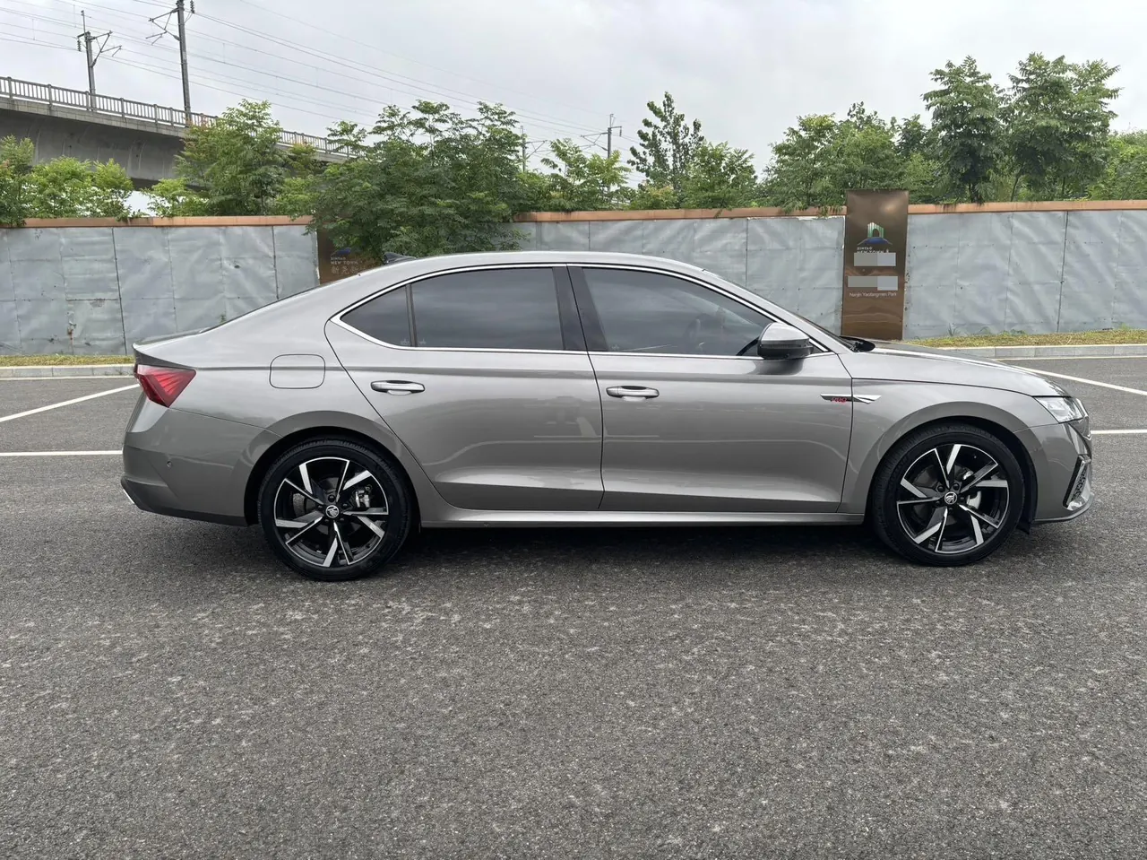 Skoda 2022 Ming Rui PRO 1.4TSI TSI280 Luxury Edition Automatic Gear 3