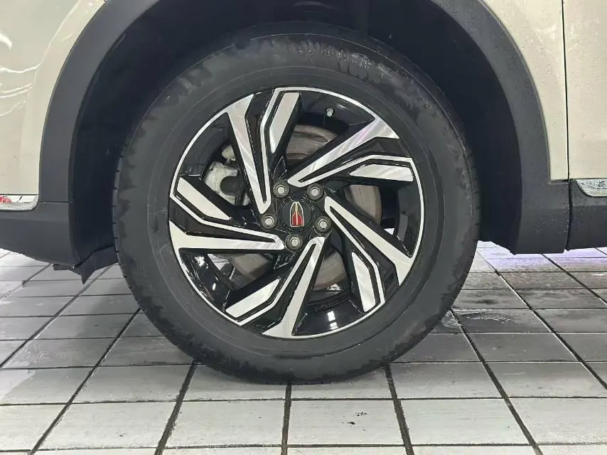 HongQi 2022 HS5 2.0T Zhilian Flag Edition Automatic Gear 4