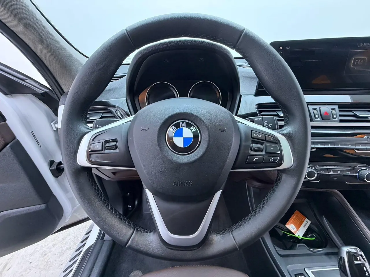 BMW 2022 X1 sDrive20Li 1.5T fashion automatic gear 7