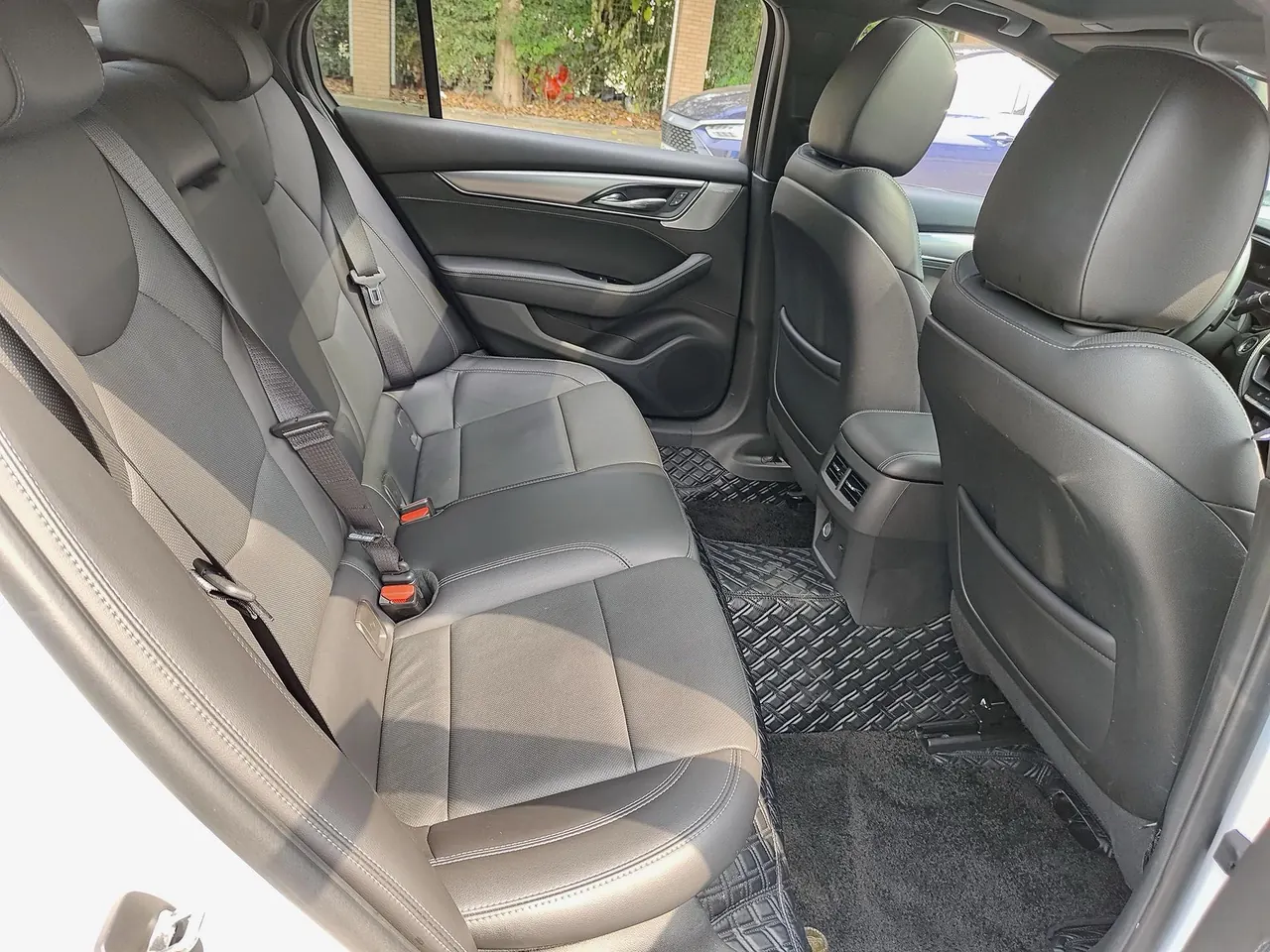 Cadillac 2023 CT5 2.0T 28T fashion automatic gear 9