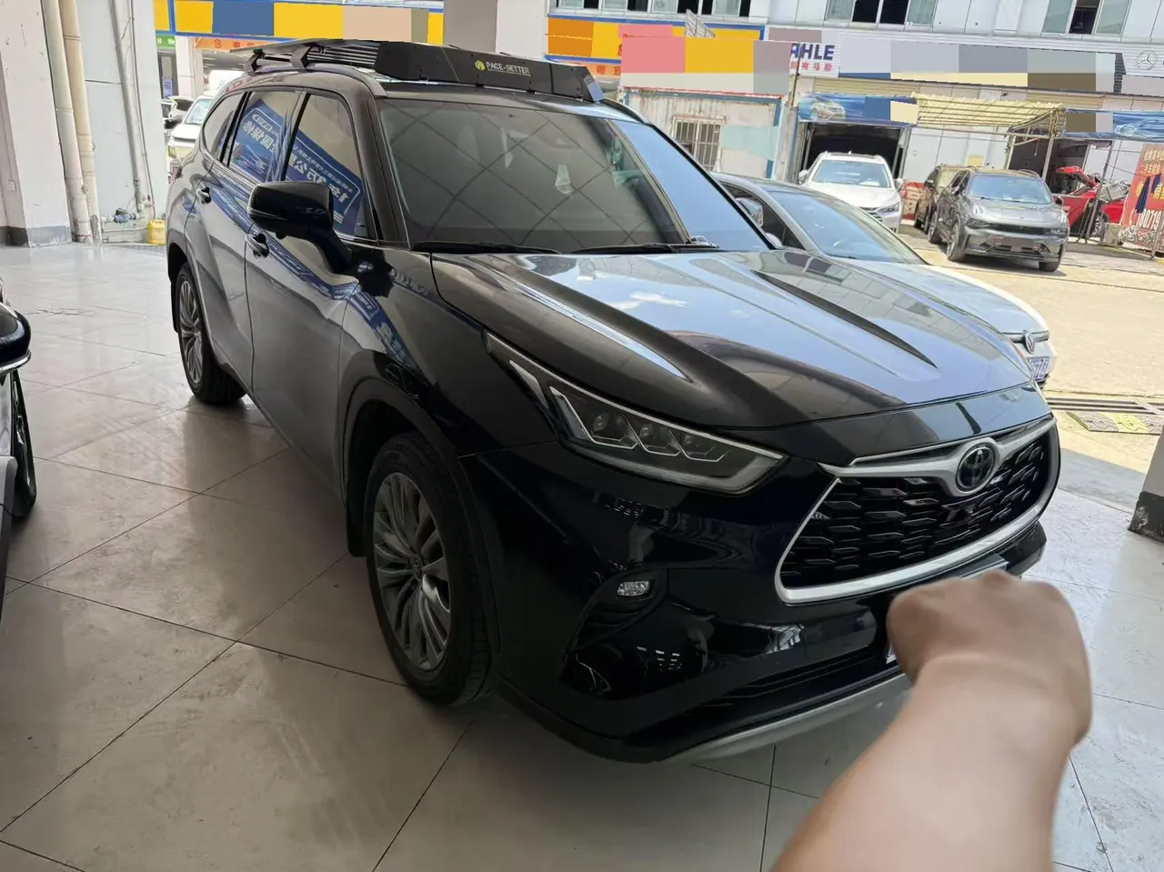 Toyota 2022 Highlander 2.0T 380T 4-wheel drive premium version 7-seat automatic gear 2