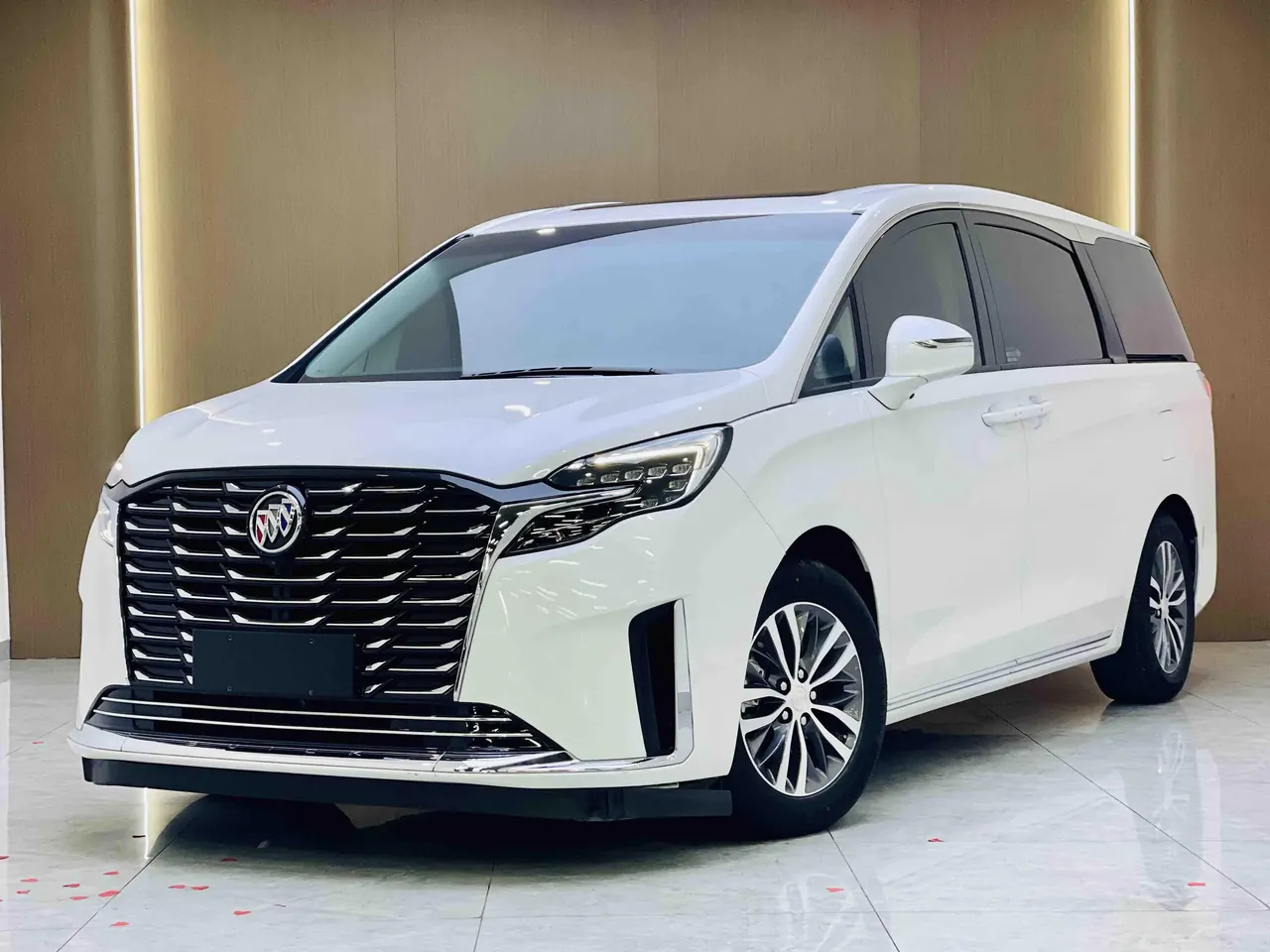 Open image lightbox: Buick 2023 GL8 ES Lu Zun 48V 2.0T 653T Comfortable Automatic Gear