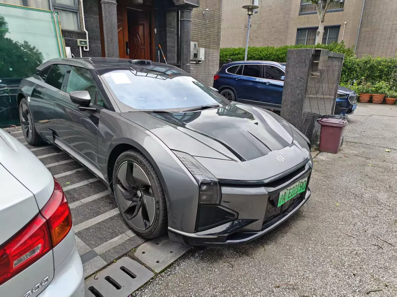 HiPhi 2023 HiPhi Z City Edition 5-seat Automatic Gear 2