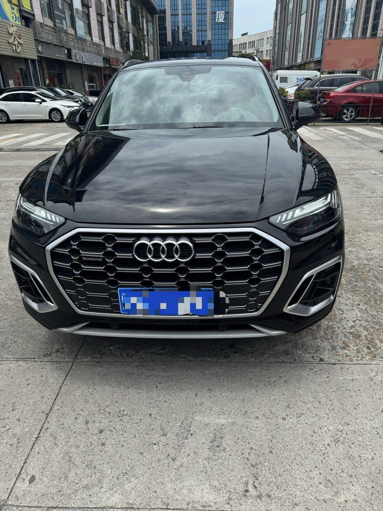 Audi 2022 Q5L 2.0TFSI 45TFSI luxury dynamic automatic transmission 2