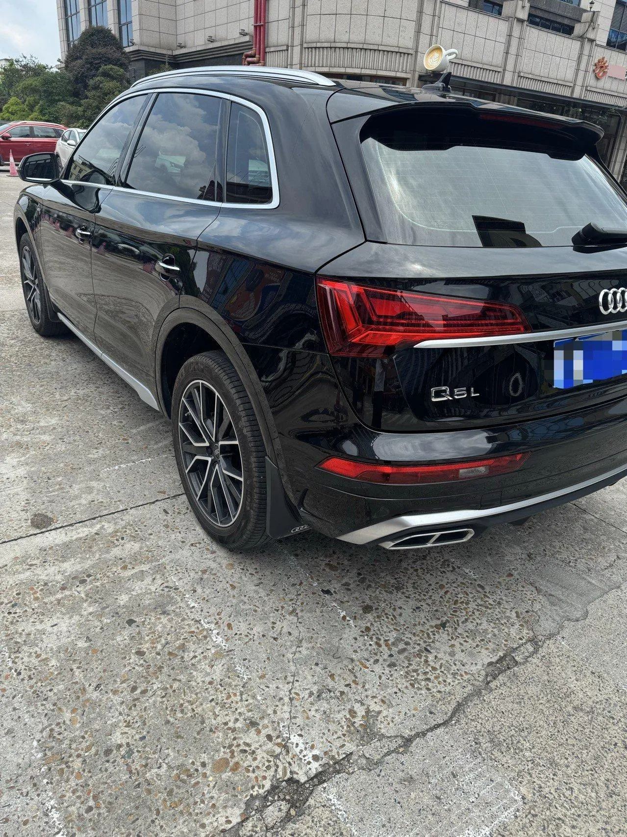 Audi 2022 Q5L 2.0TFSI 45TFSI luxury dynamic automatic transmission 6