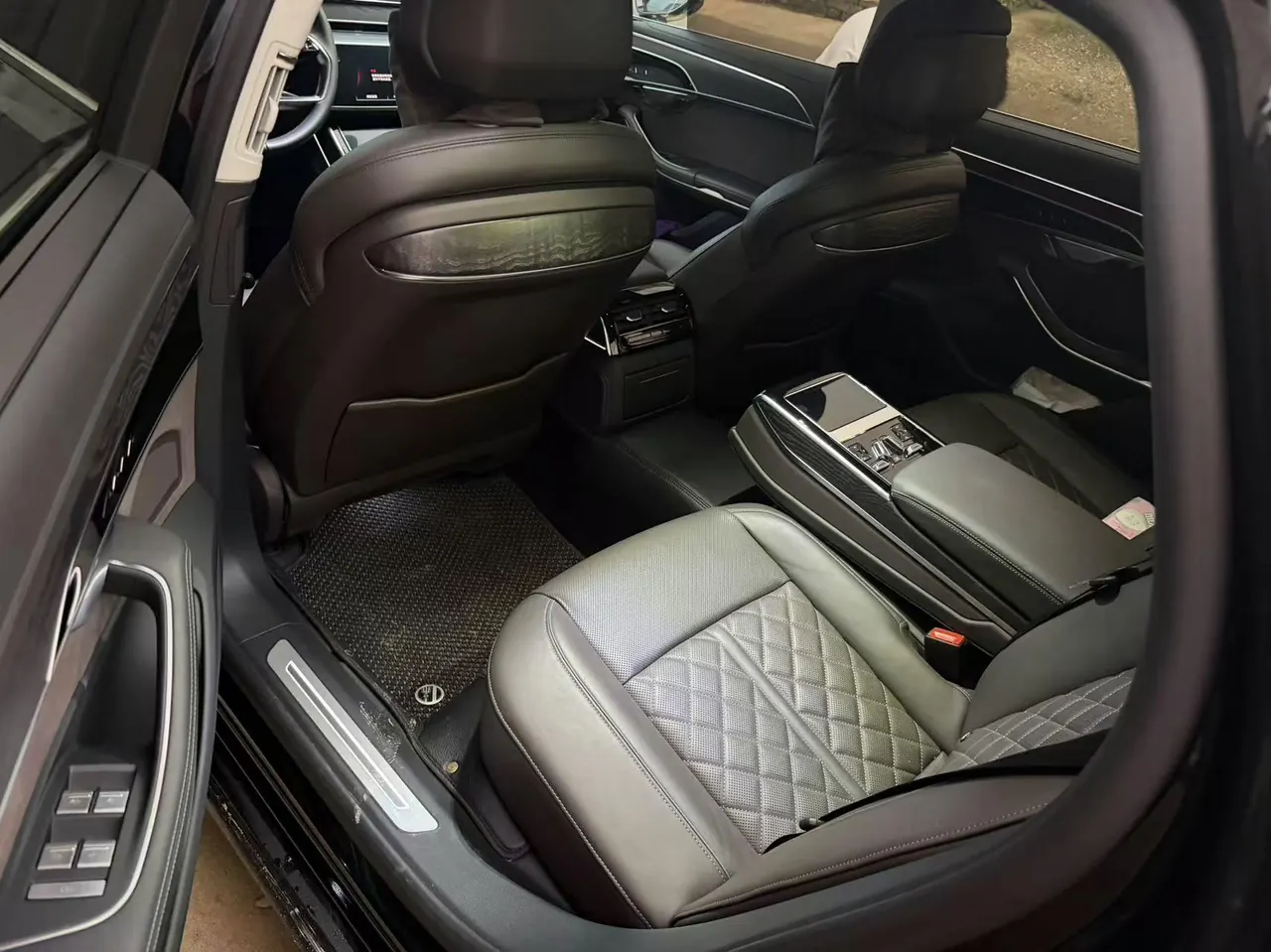 Audi A8L (Imported) 2024 A8L 48V 3.0TFSI 50TFSI Quattro Automatic Gear Selection 4