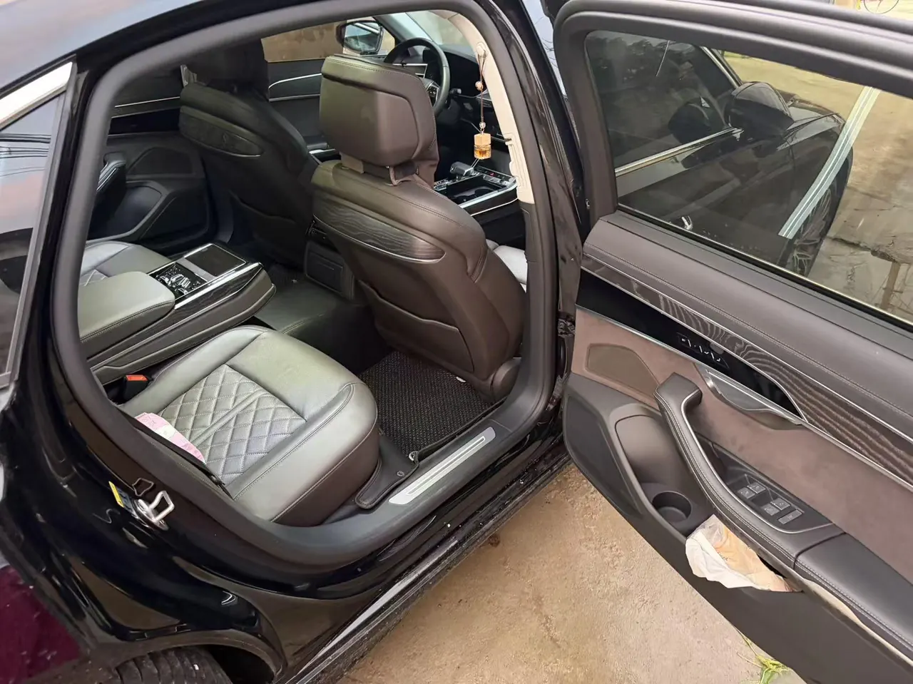 Audi A8L (Imported) 2024 A8L 48V 3.0TFSI 50TFSI Quattro Automatic Gear Selection 6