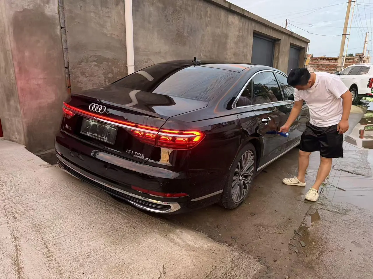 Audi A8L (Imported) 2024 A8L 48V 3.0TFSI 50TFSI Quattro Automatic Gear Selection 8