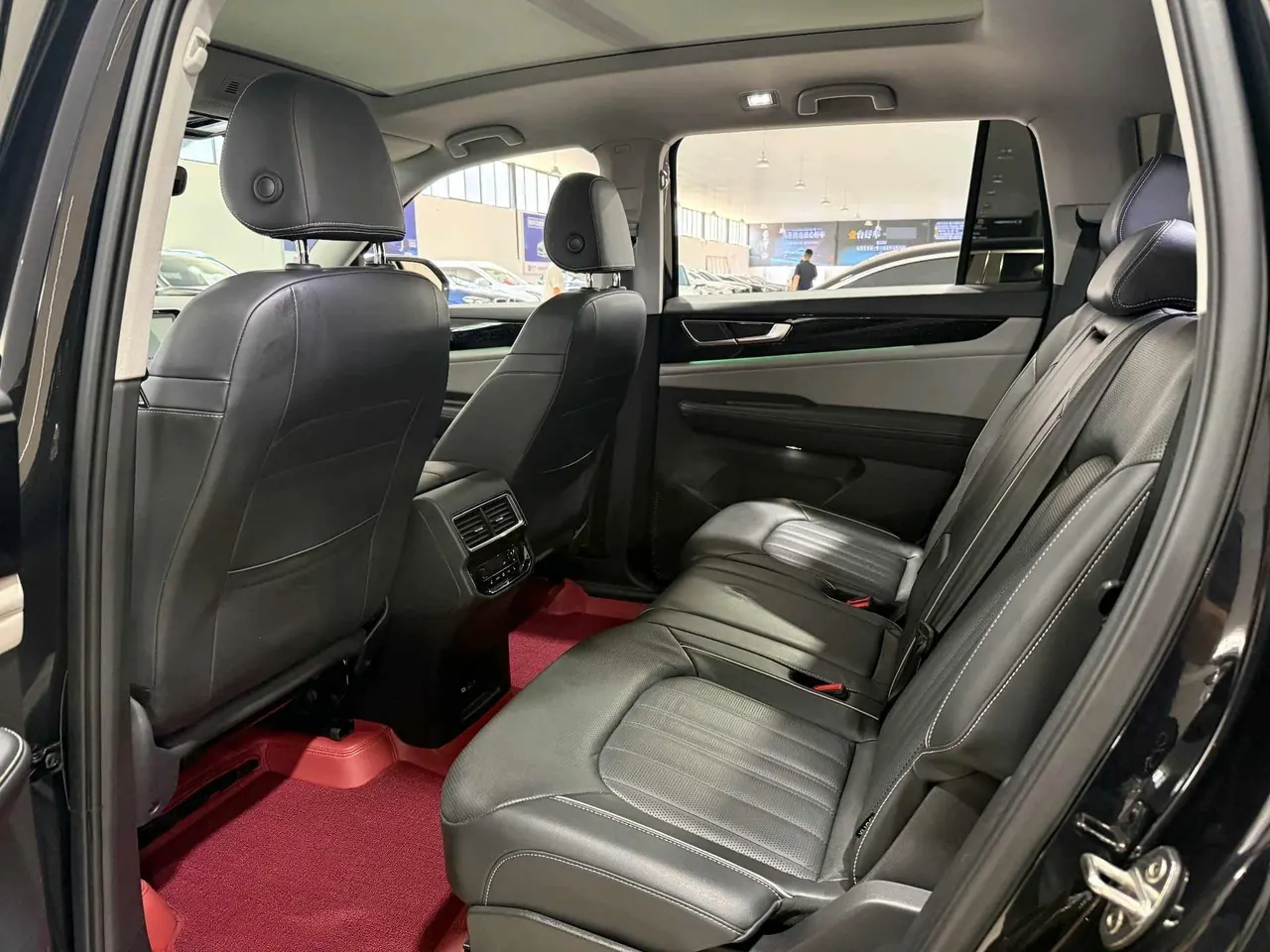 Volkswagen 2022 Tuang 2.0TSI 330TSI Two-wheel Drive Respect Deluxe Automatic Gear 7