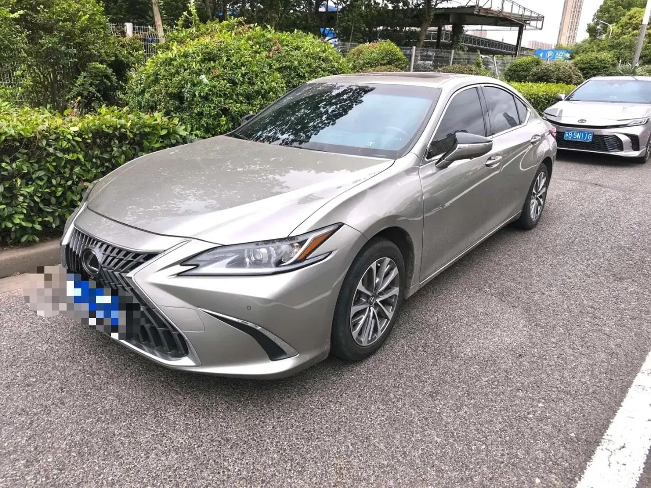 Lexus ES (Imported) 2023 ES260 2.5 Excellence Automatic Gear - View 1