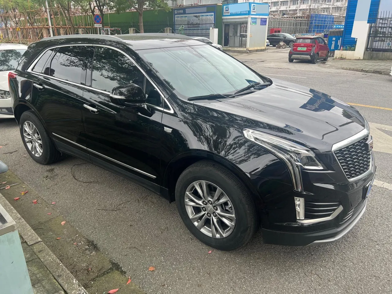 Cadillac 2022 XT5 48V 2.0T Two-Drive Luxury Automatic Gear 4