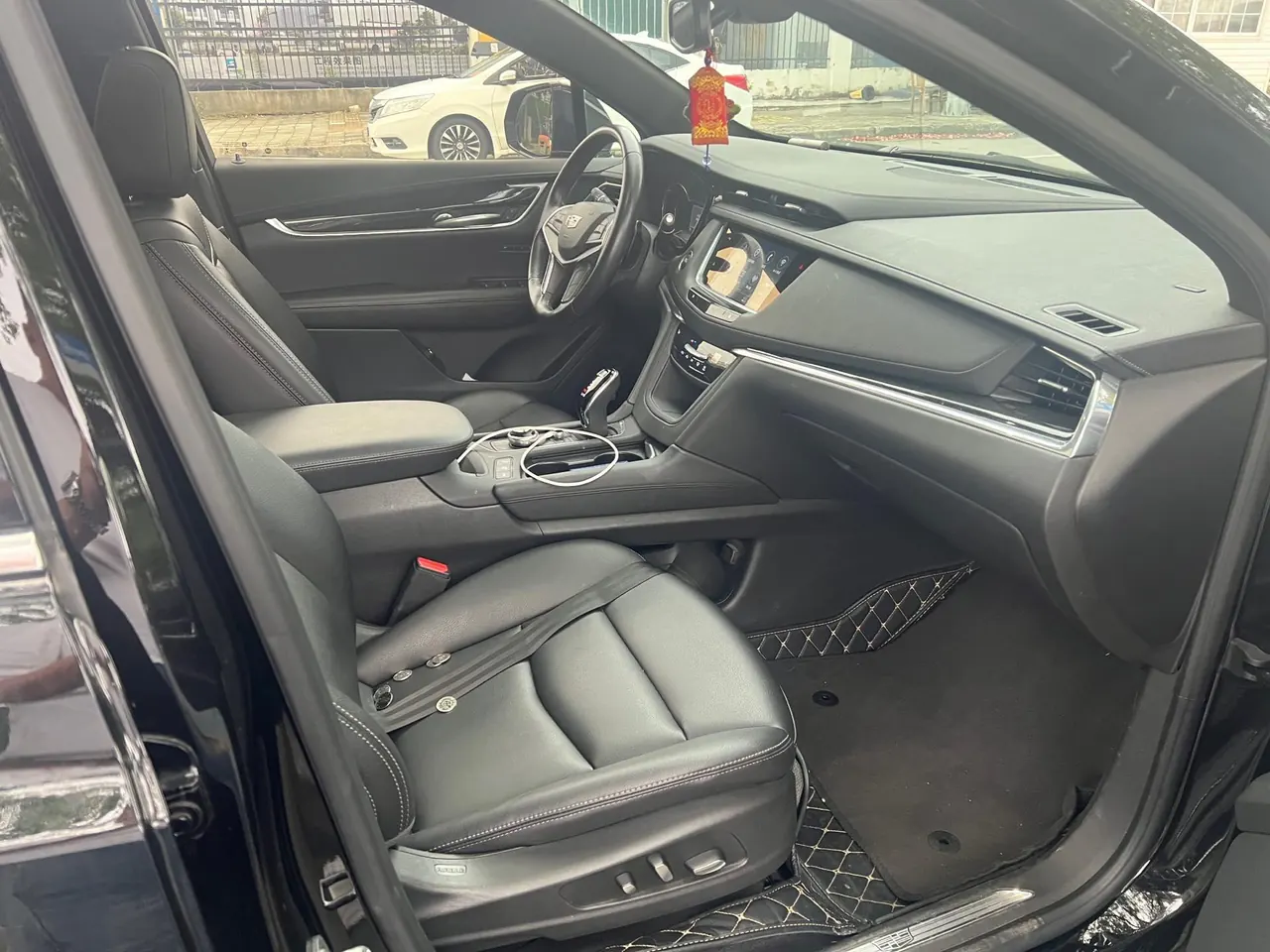 Cadillac 2022 XT5 48V 2.0T Two-Drive Luxury Automatic Gear 6
