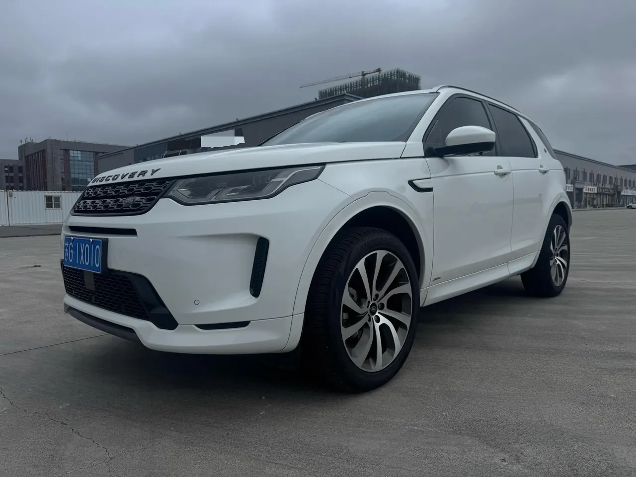 Open image lightbox: Land Rover 2021 Discovery Sports Edition 48V 2.0T 249PS R-Dynamic SE Performance Technology Edition 5-seat Automatic Gear