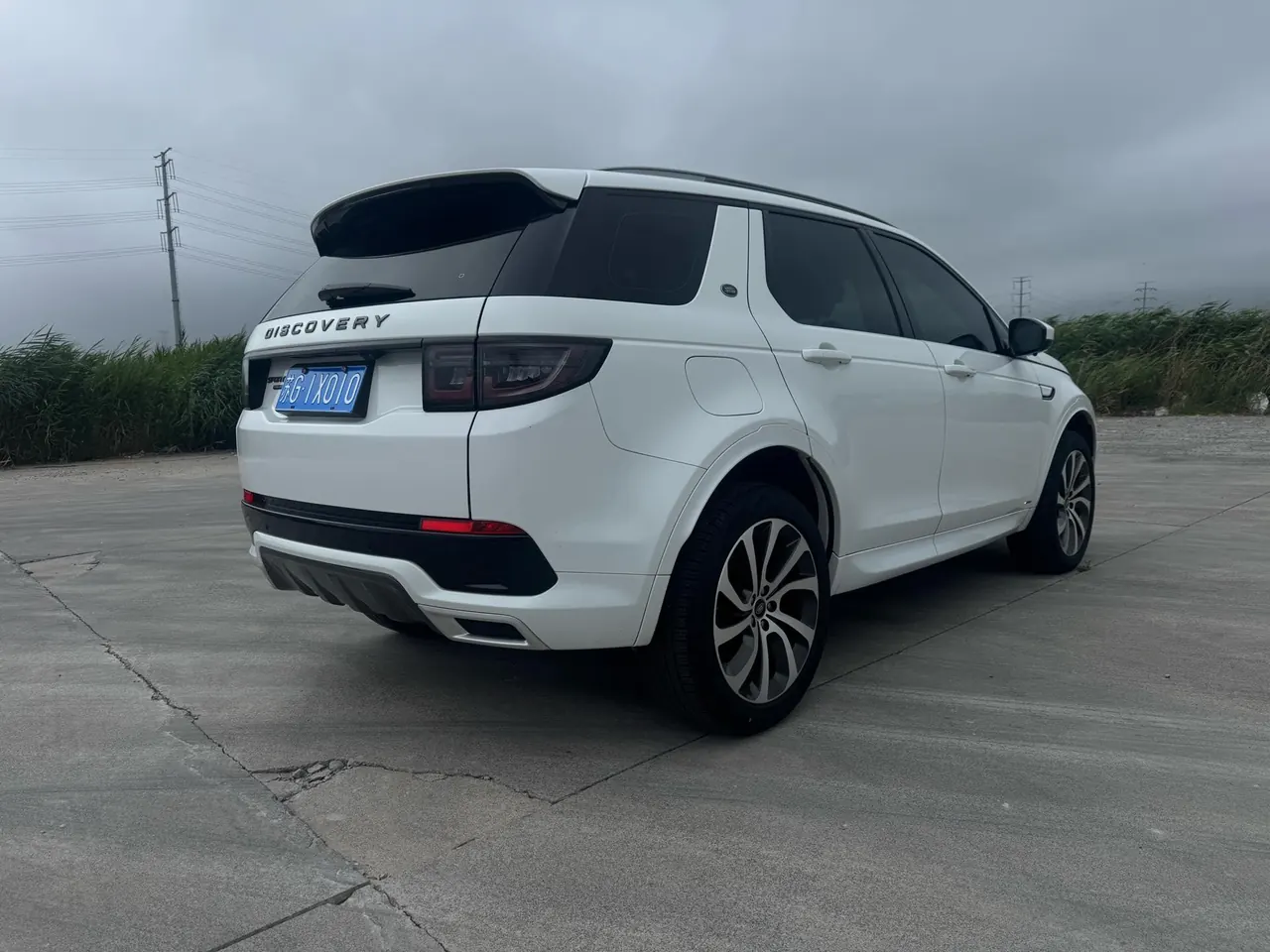Land Rover 2021 Discovery Sports Edition 48V 2.0T 249PS R-Dynamic SE Performance Technology Edition 5-seat Automatic Gear 7