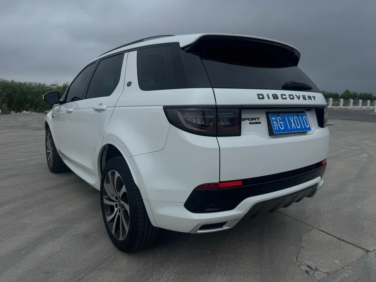 Land Rover 2021 Discovery Sports Edition 48V 2.0T 249PS R-Dynamic SE Performance Technology Edition 5-seat Automatic Gear 8