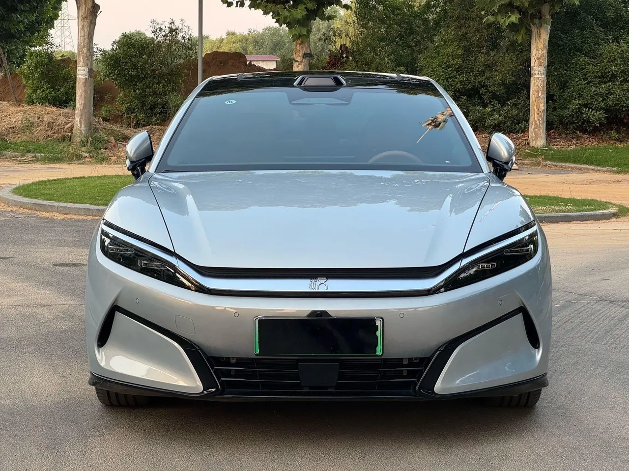 BYD 2025 Han L EV four-wheel drive laser Radar flagship automatic gear 2