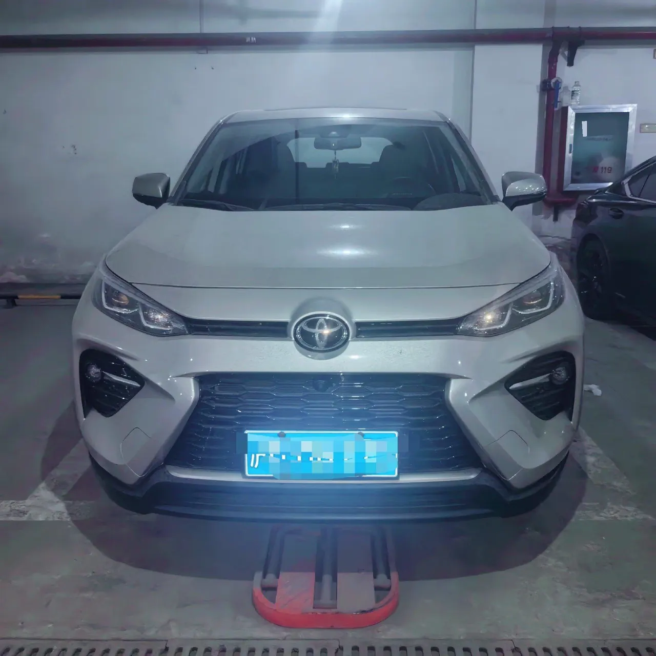 Toyota 2022 Willanda 2.0 Stepless Two-Drive Premium Edition Automatic Gear 2
