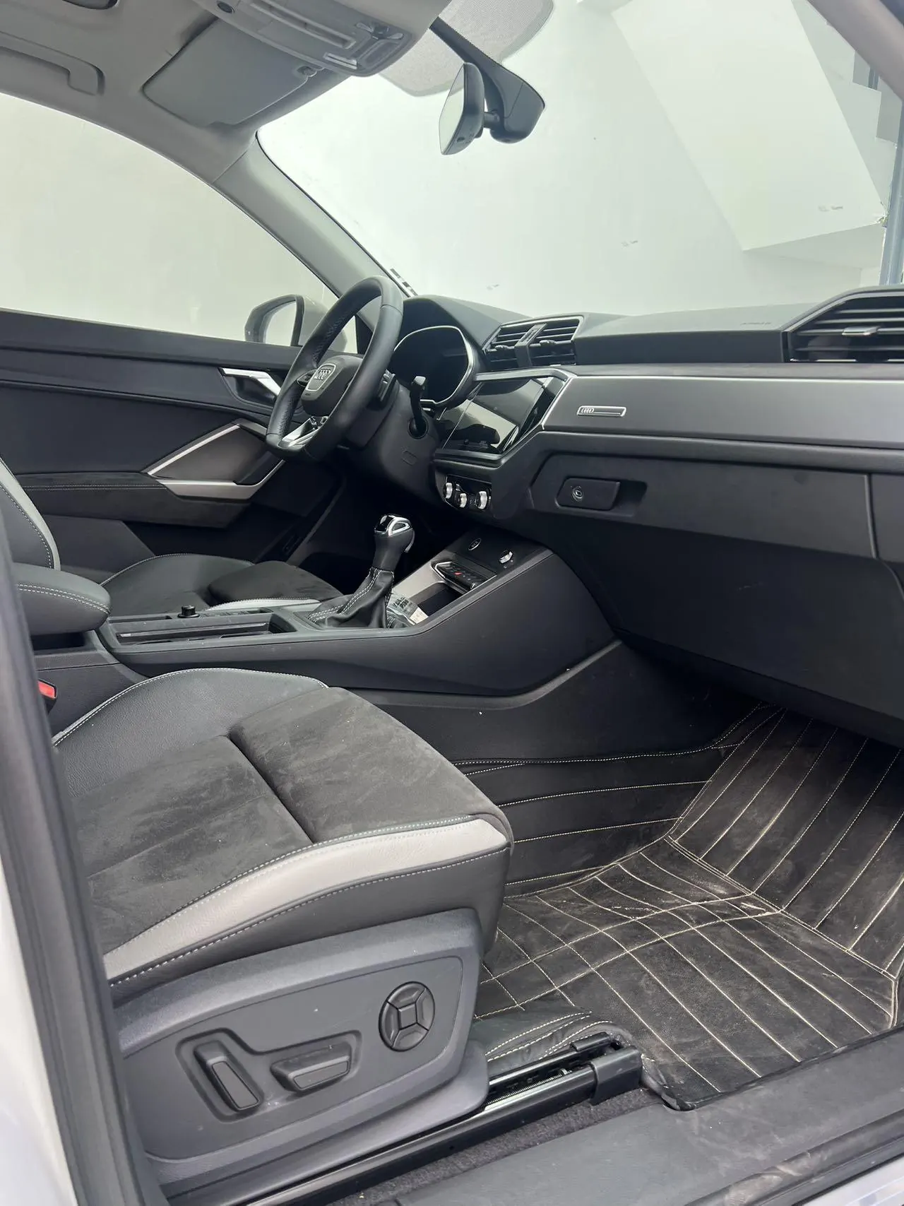 Audi 2023 Q3 1.4TFSI 35TFSI Fashion Dynamic Automatic 10