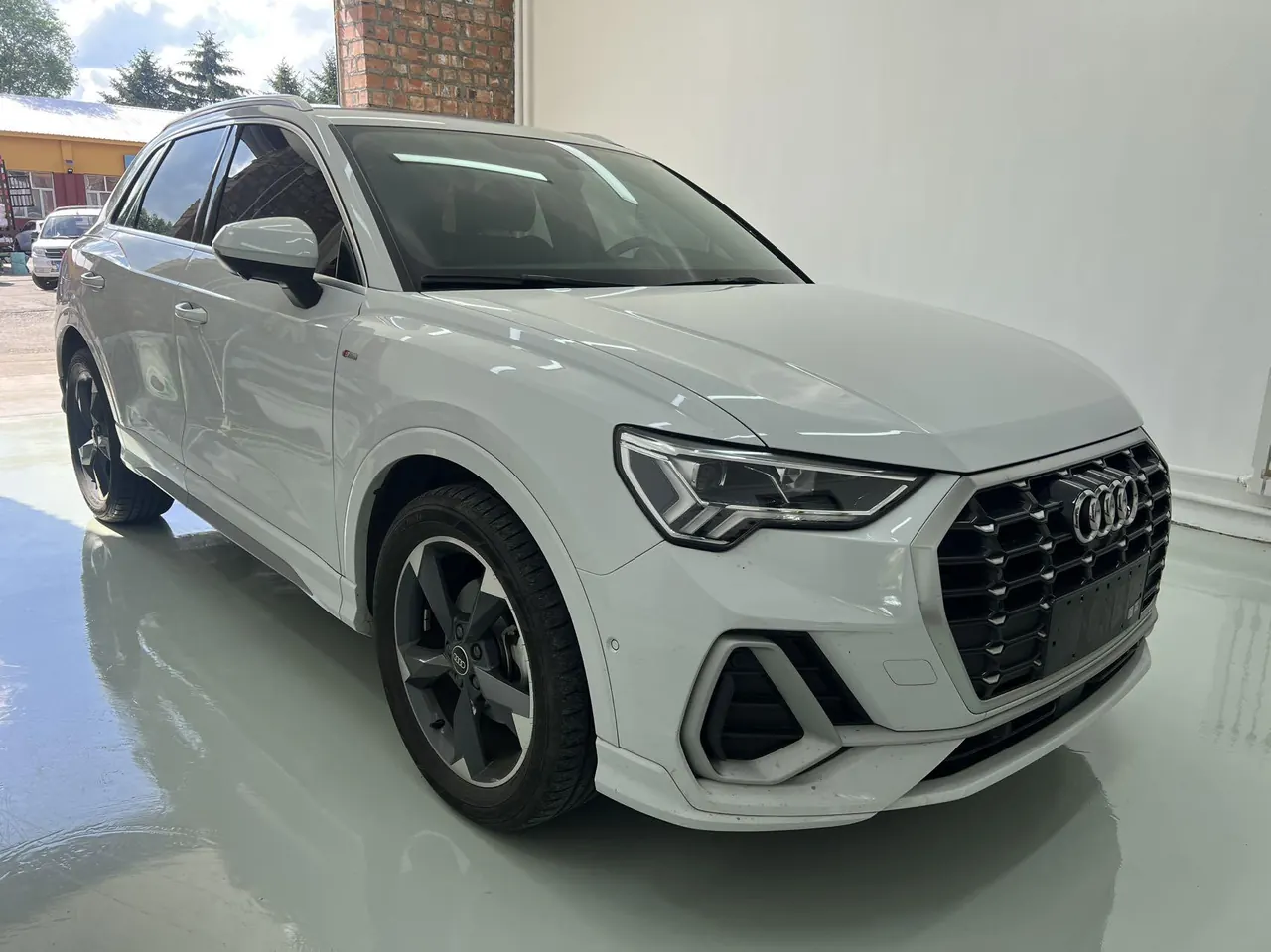 Audi 2023 Q3 1.4TFSI 35TFSI Fashion Dynamic Automatic 3