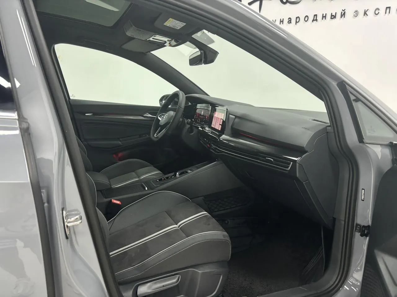 Volkswagen 2023 Golf 8 R-Line 1.4TSI 280TSI Lite (Modified) Automatic Gear 17